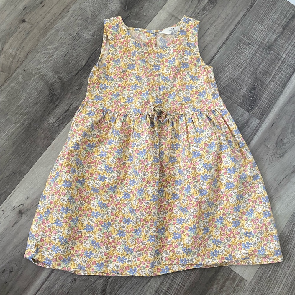 H&M Multicolor Floral Casual Dress